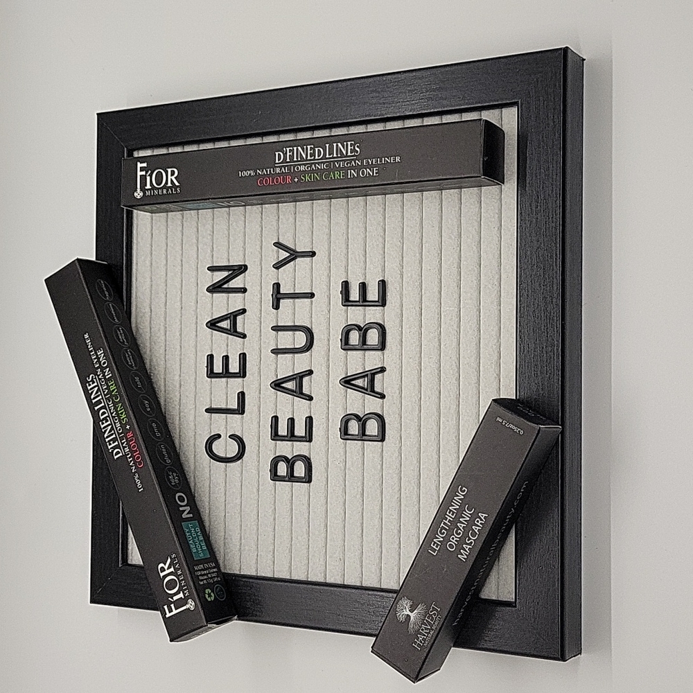Clean eye makeup lot: mascara and eyeliner